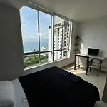 Apto con vista al mar y cerca a todo en Cartagena