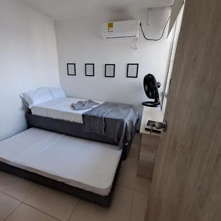 Apto Con Vista Al Mar Y Cerca A Todo En Apartamento Cartagena
